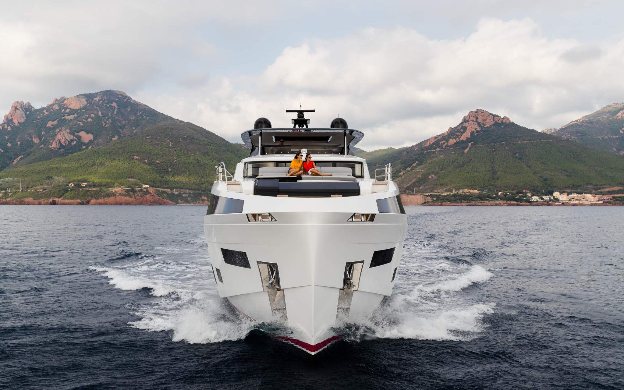 Sirena-Yachts-88-Jeff-Brown-15338 Sirena, Eyachts Australia and New Zealand