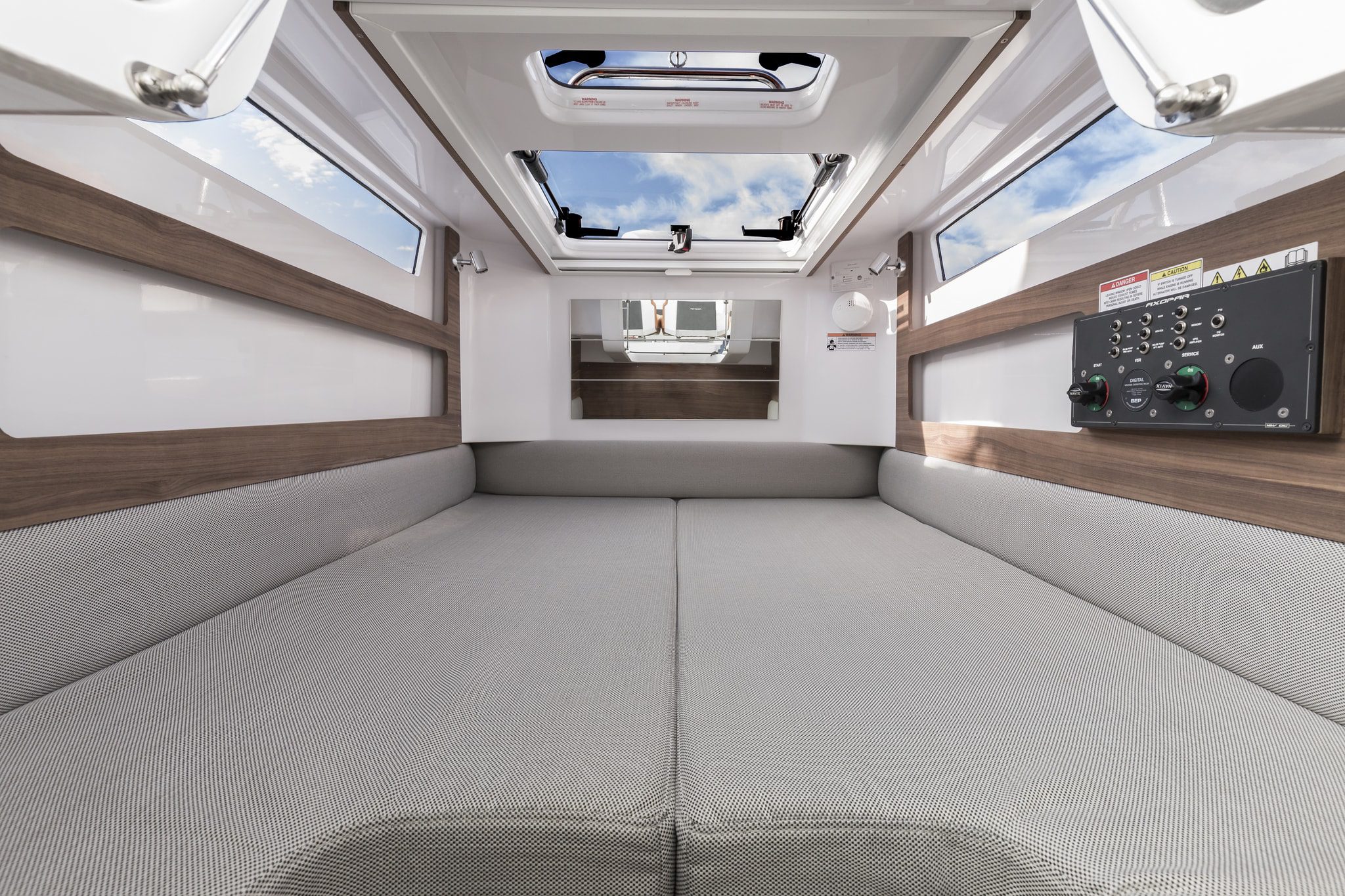 Axopar, Eyachts Australia and New Zealand