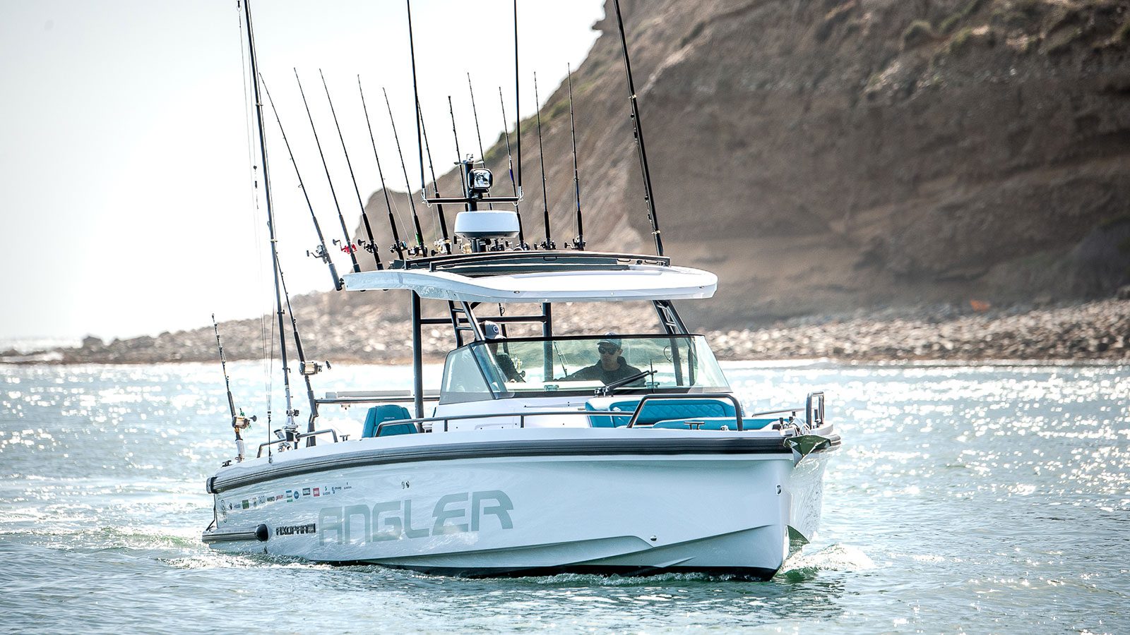 angler37f Axopar Fishing