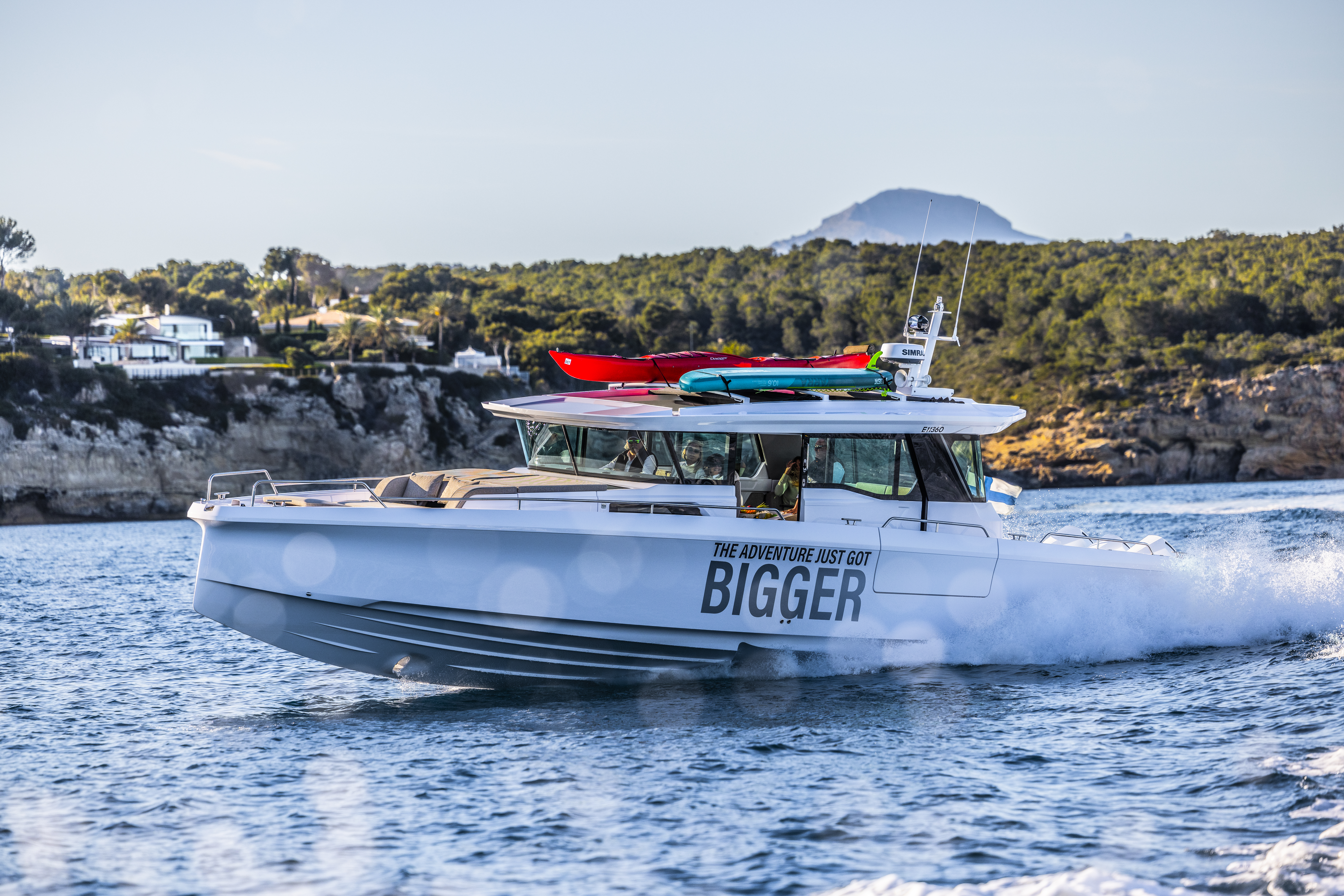 Axopar 45XC Cross Cabin
