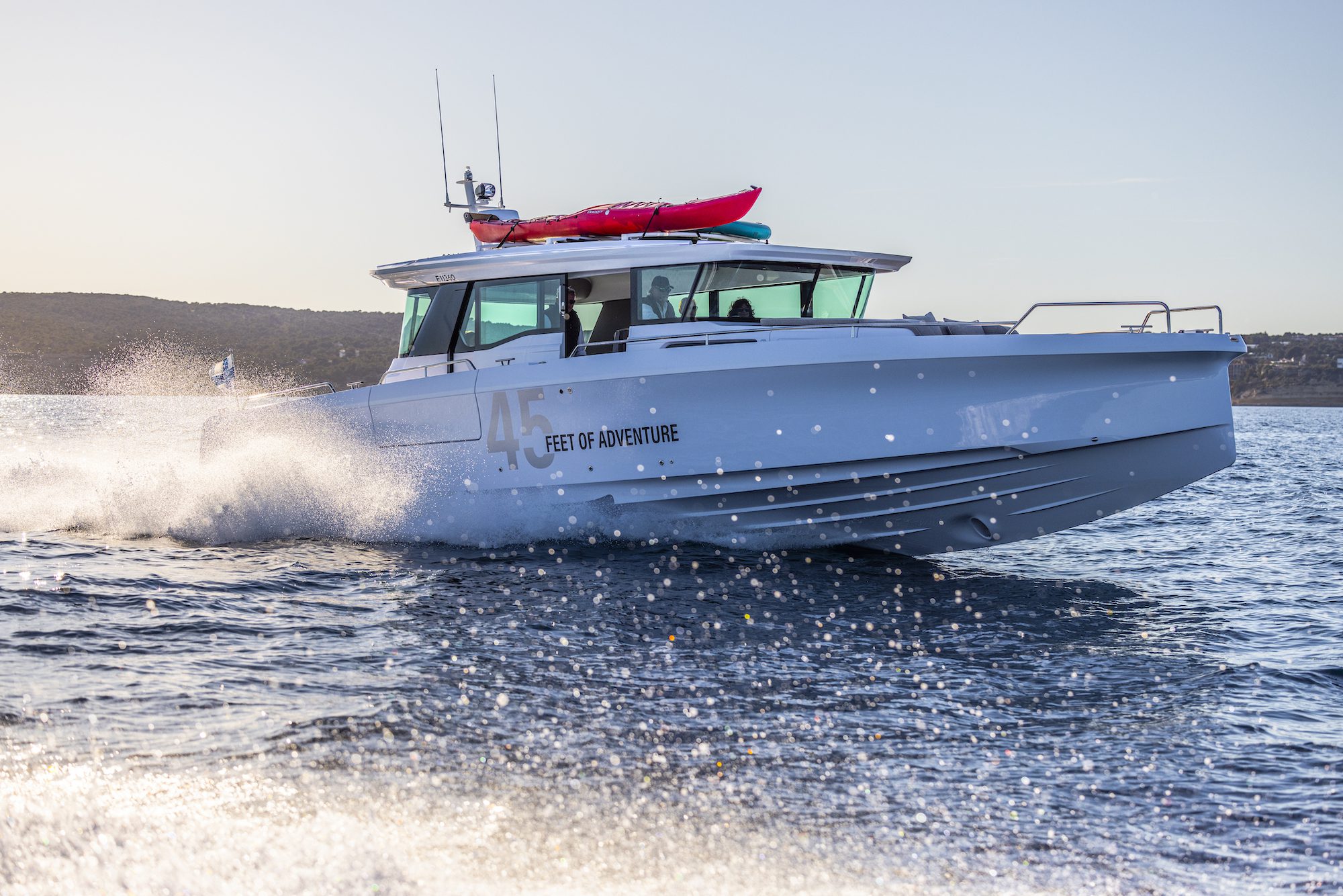 Axopar 45XC Cross Cabin
