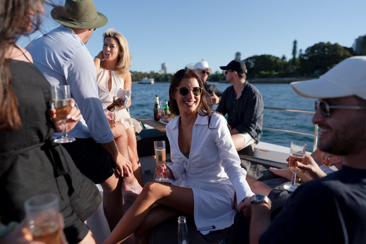 20211221+-+SHBT+Couple+++Group+-+hires-01082 Axopar, Eyachts Australia and New Zealand