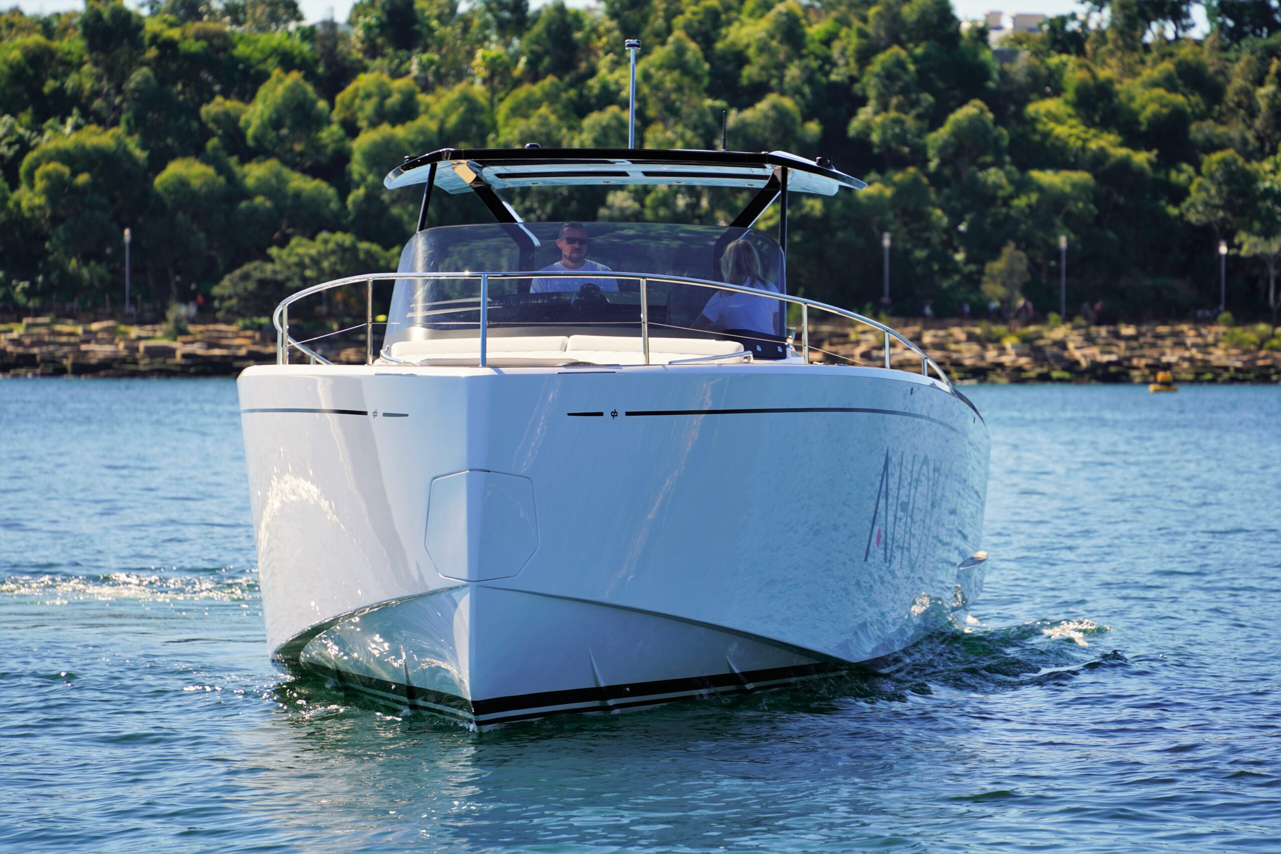 yachts_5098_JeQbOert_E Axopar, Eyachts Australia and New Zealand