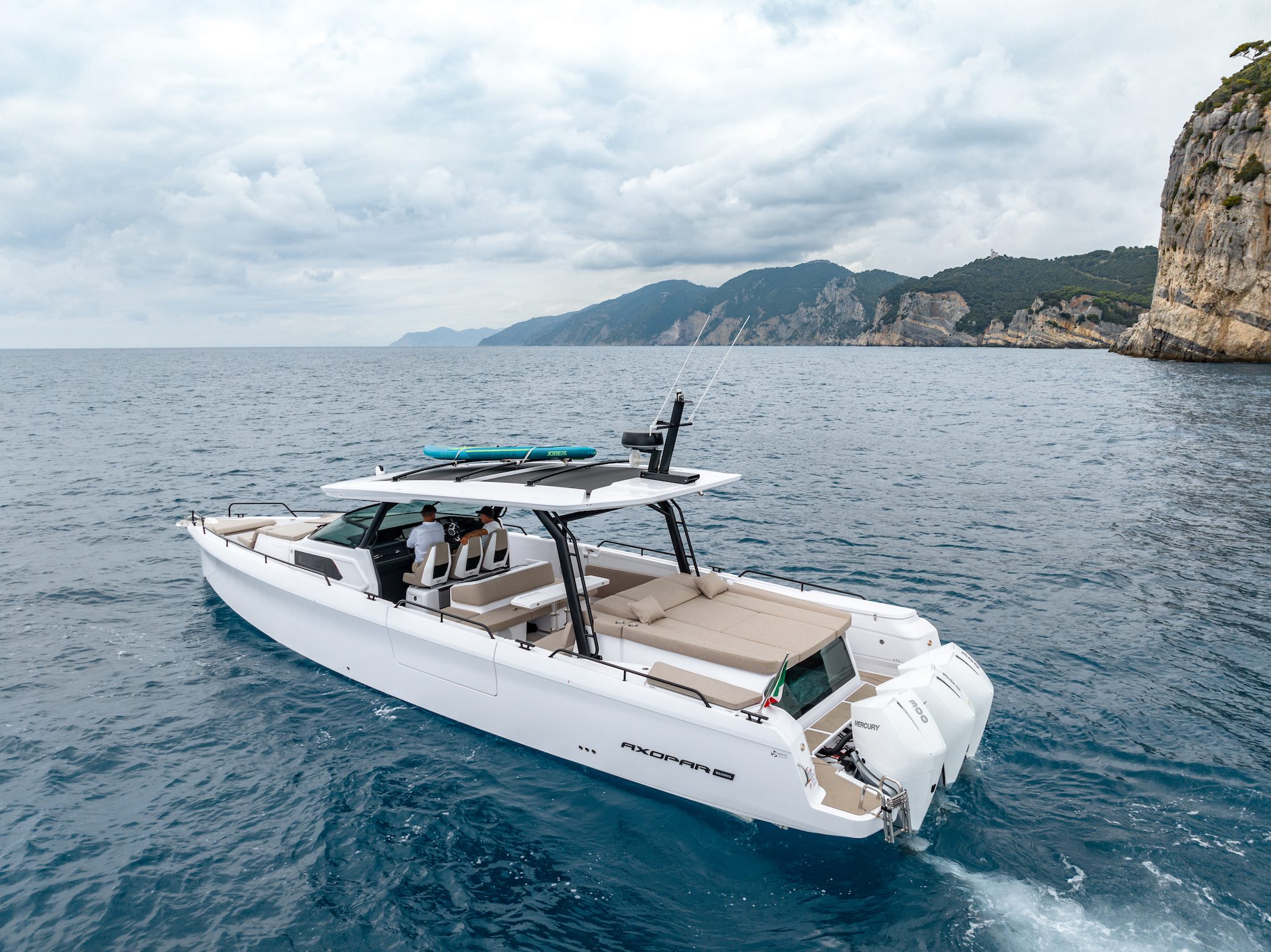 Axopar 45 Sun-Top Axopar Boats Sydney Harbour