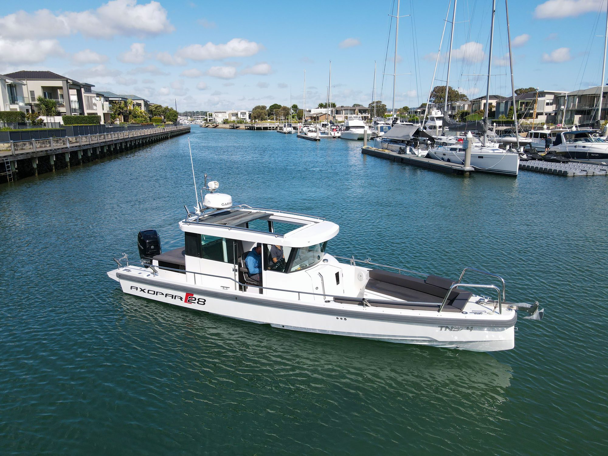 Axopar 28 Cabin