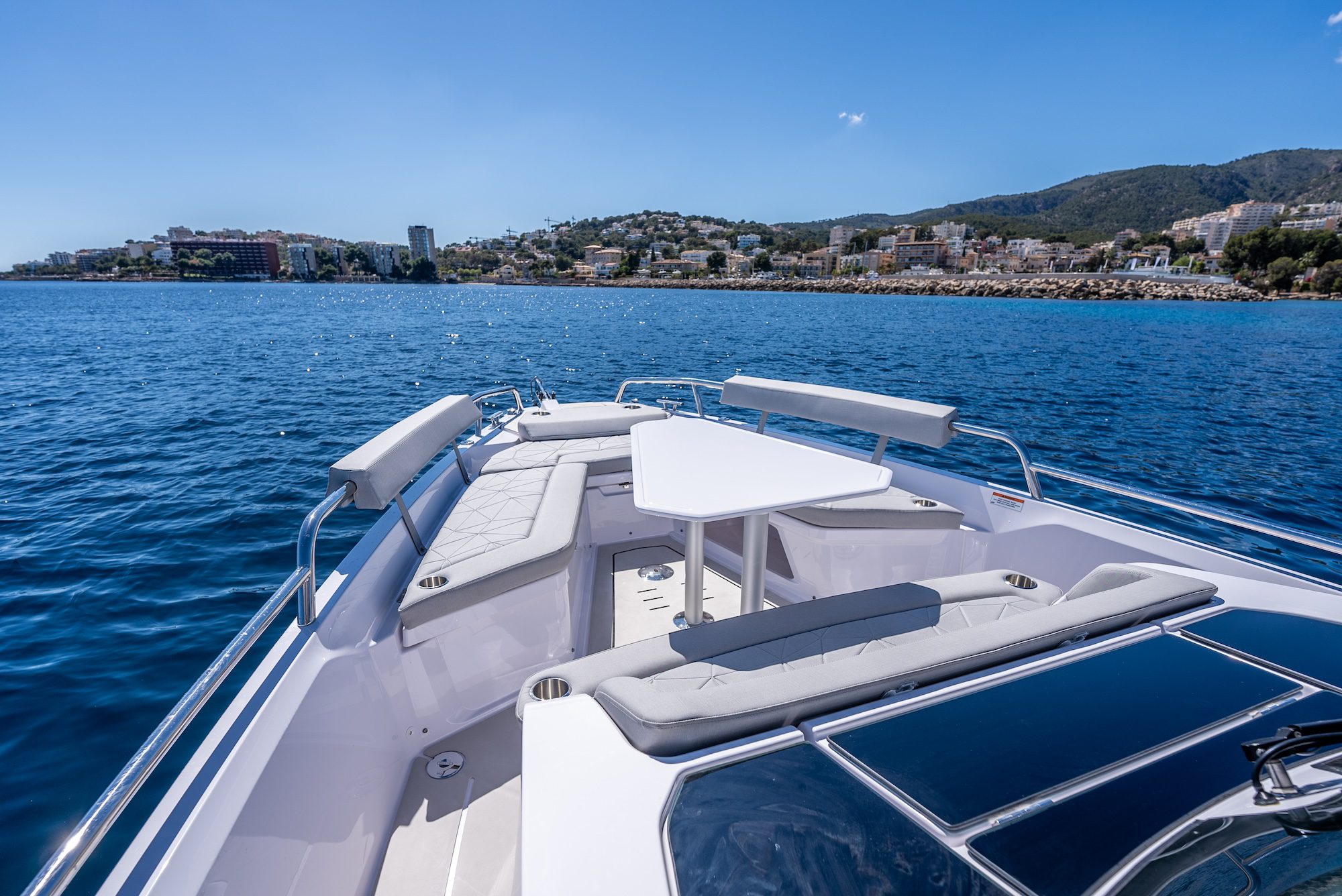 Axopar 29 Sun Top_DSC00479 Axopar 28 Review: Ferries