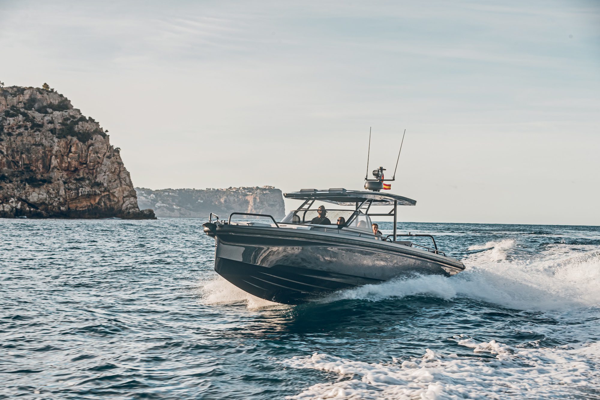 BRABUS_Shadow_900_Deep Blue (34) Boat RAND Roamer 29