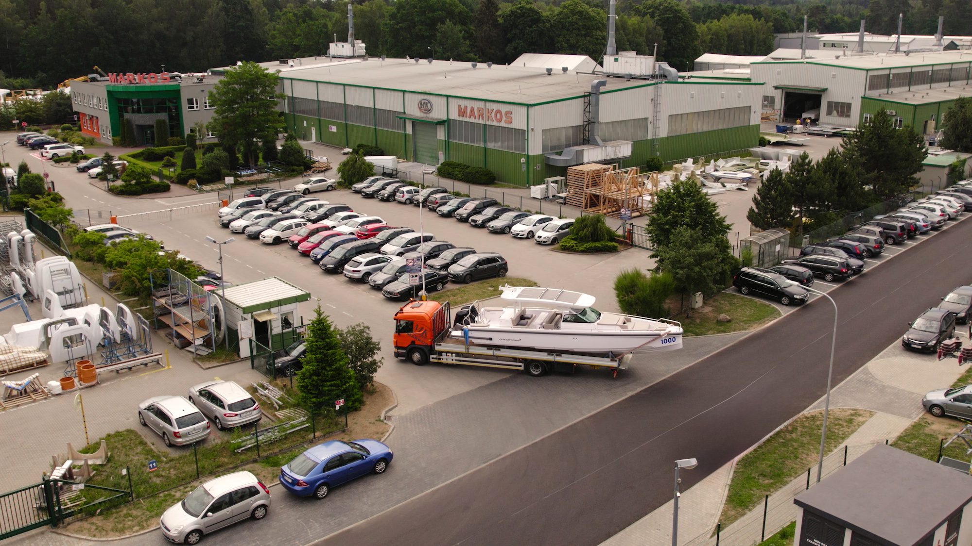 Markos Axopar, Eyachts Australia and New Zealand