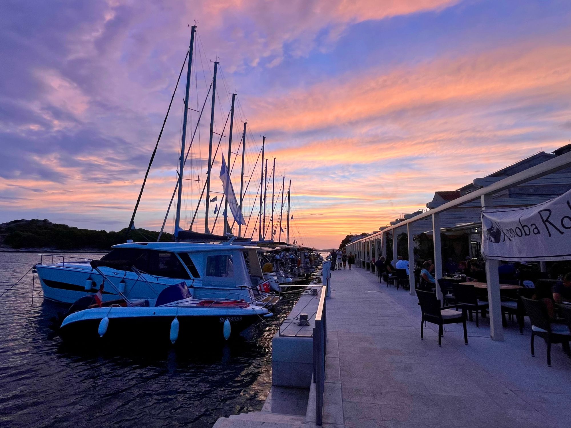 3 Greenline 48, Eyachts Australia and New Zealand