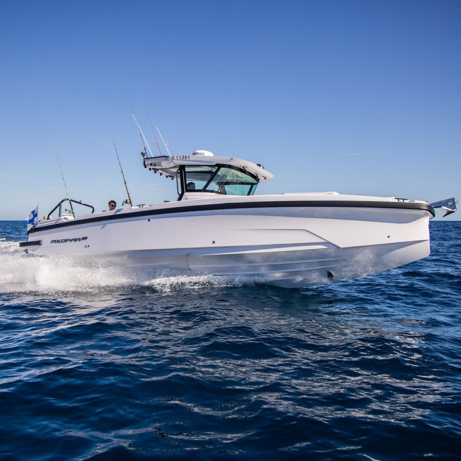 6 Greenline 48, Eyachts Australia and New Zealand