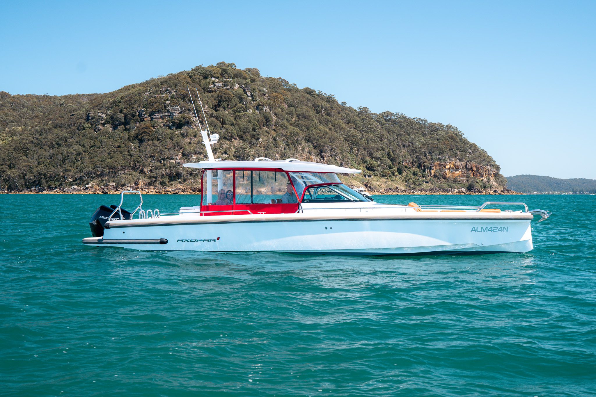 DSC05300 Pardo 50 yacht on the water