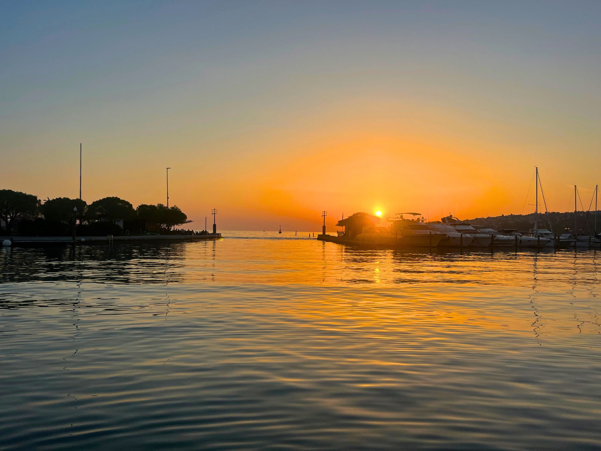 13 Greenline 48, Eyachts Australia and New Zealand
