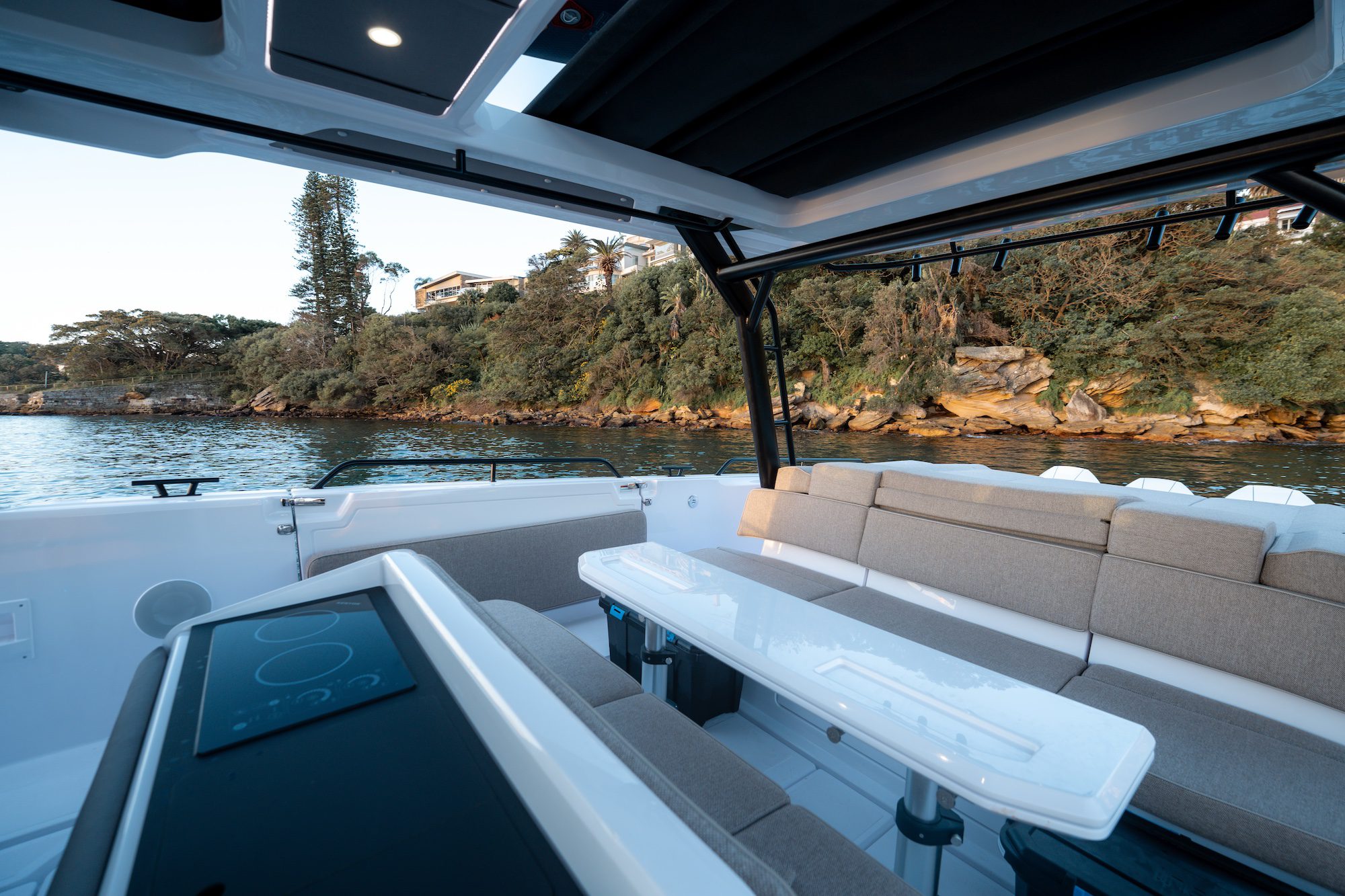 DSC01044 Axopar 22 Eyachts, Australia and New Zealand