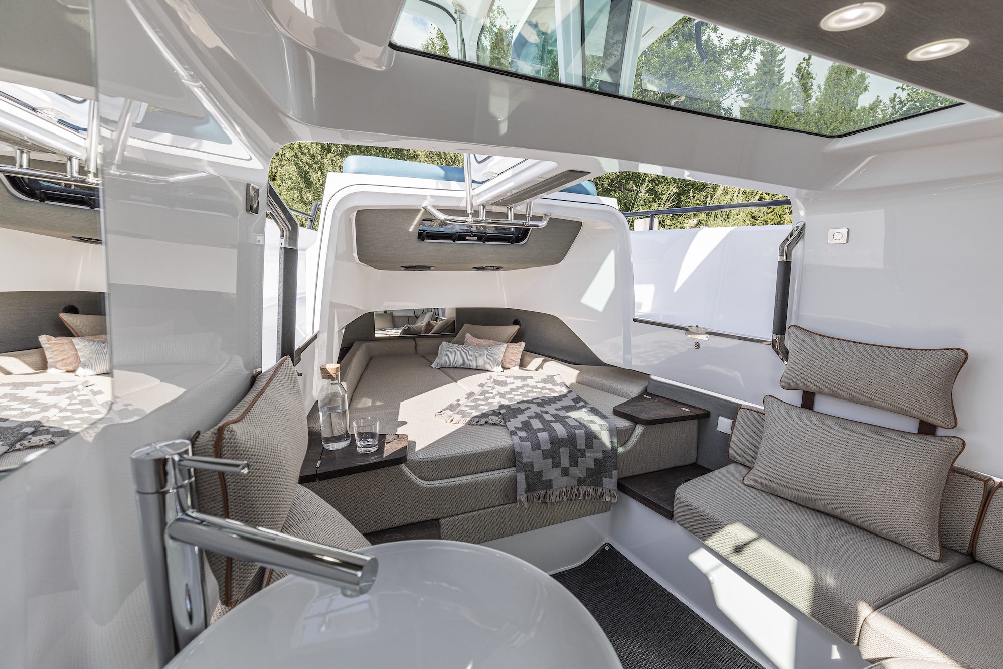 Axopar, Eyachts Australia and New Zealand