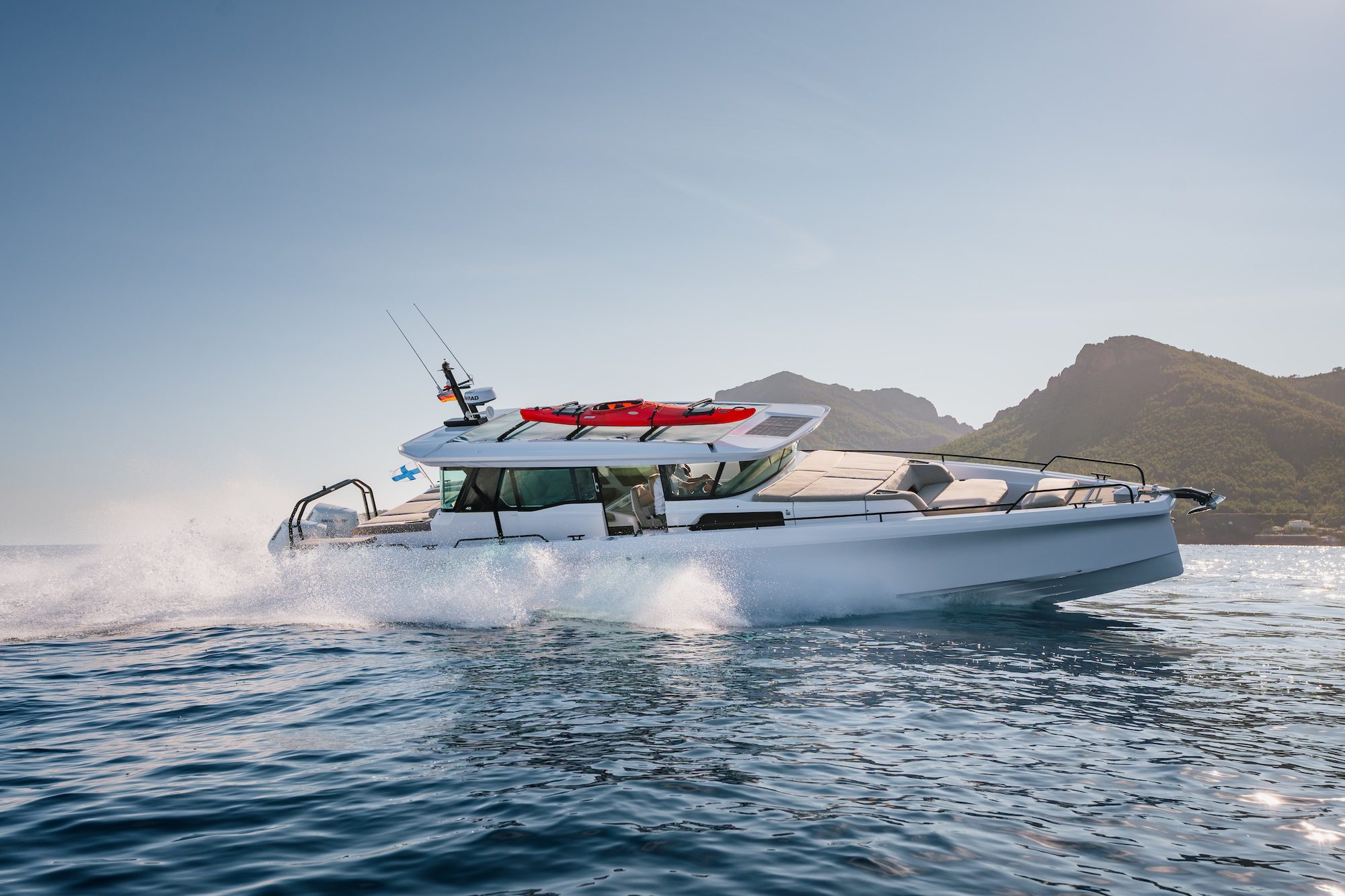 Axopar 45 XC Cross Cabin