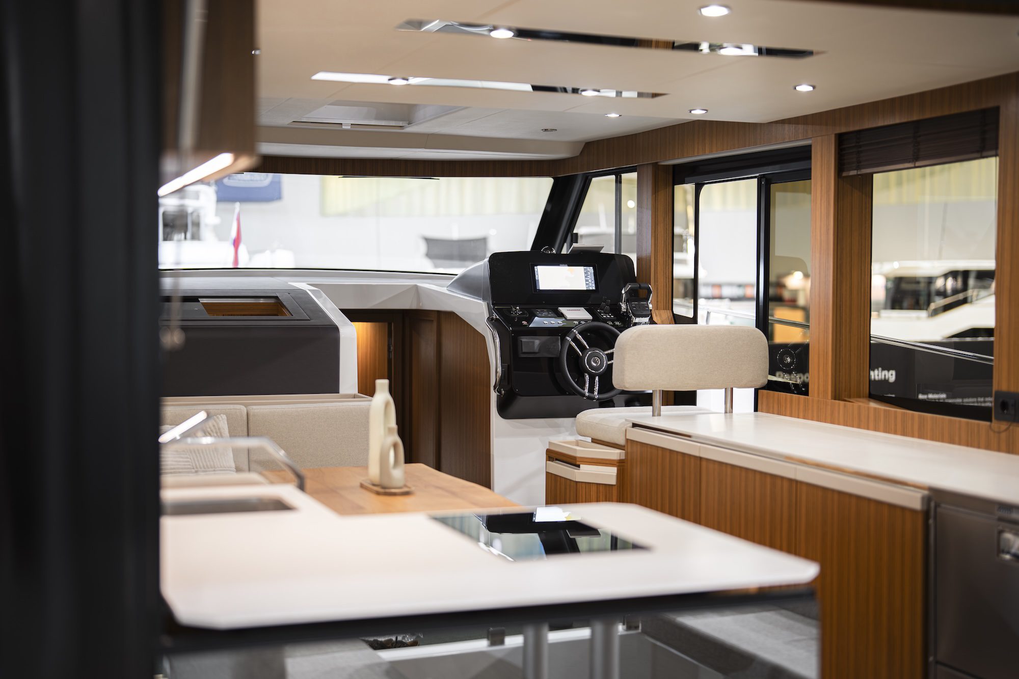 GL42-interior-17