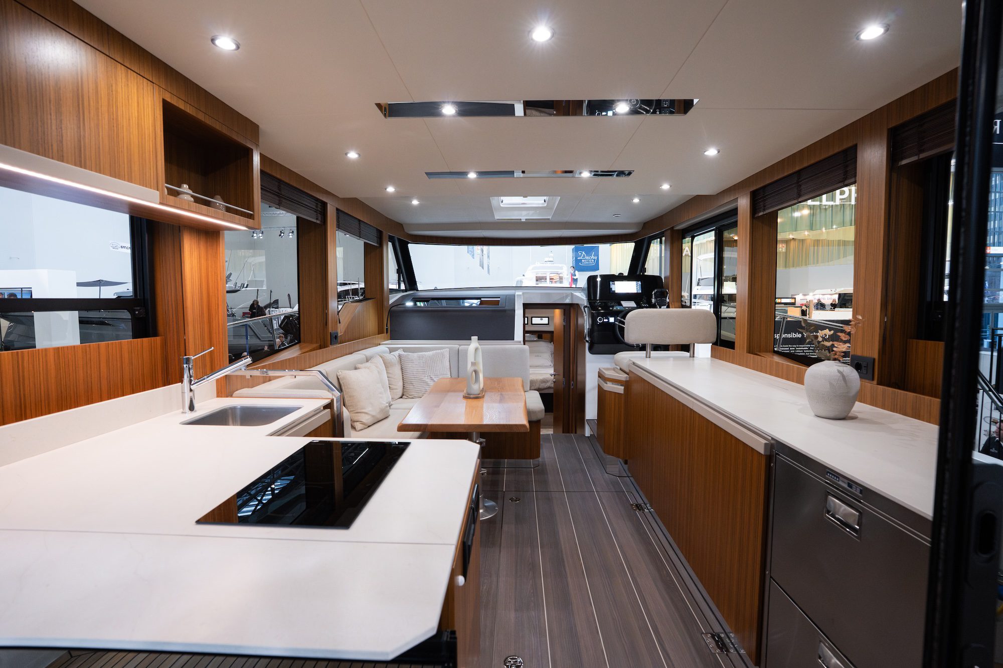 GL42-interior-5
