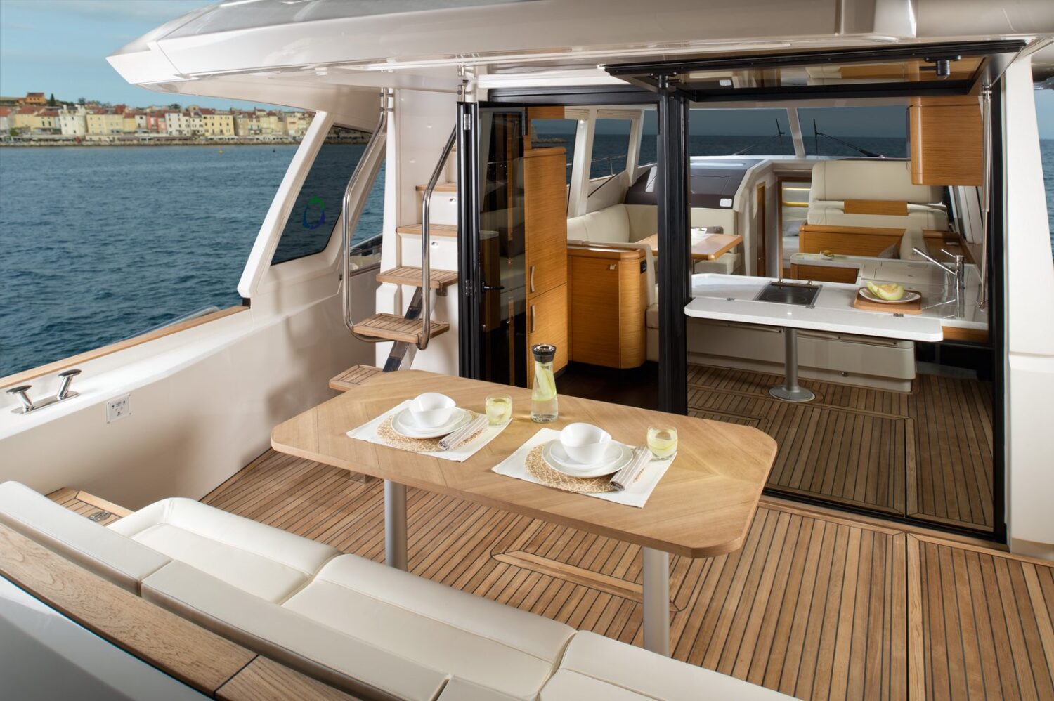 Greenline, Eyachts Australia and New Zealand