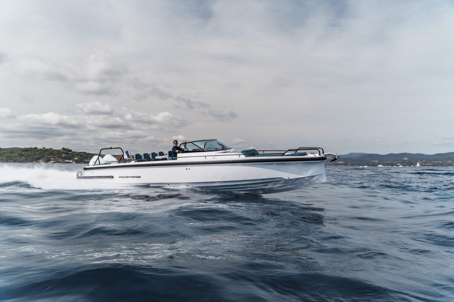 Axopar 37 Spyder